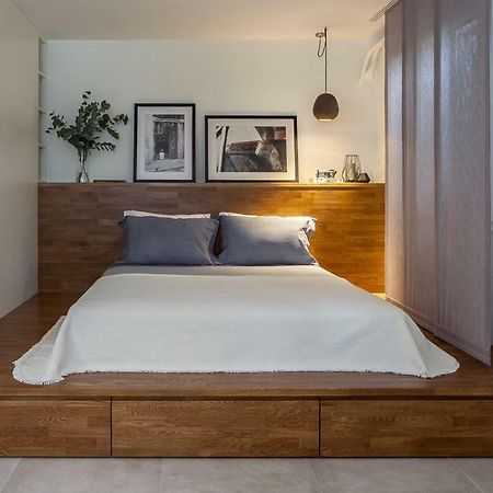 Unique Semi-Basement Stay At The Foot Of The Acropolis Athen Exterior foto