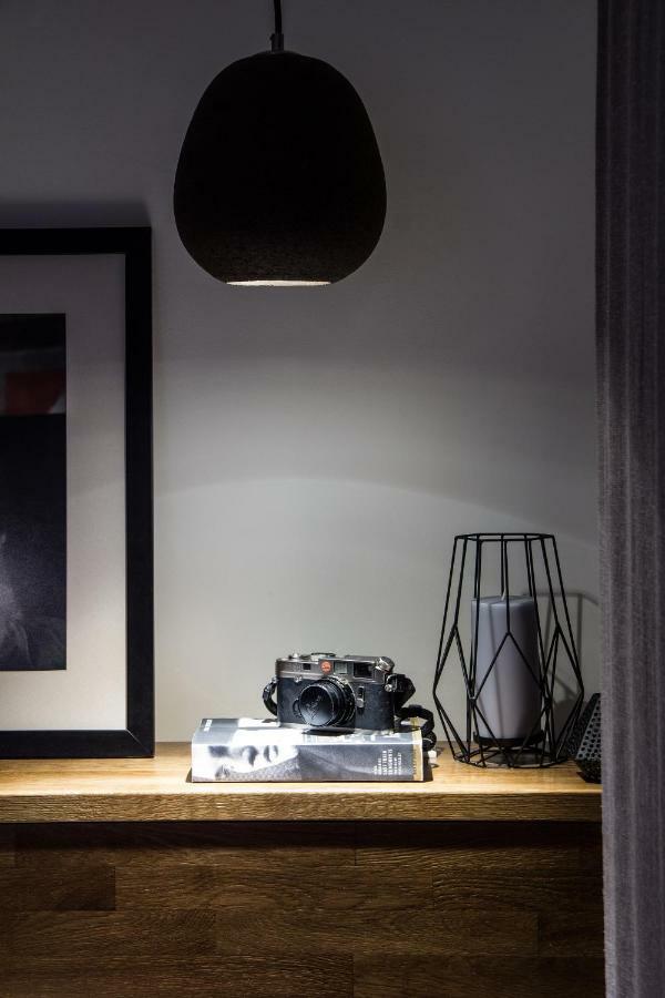 Unique Semi-Basement Stay At The Foot Of The Acropolis Athen Exterior foto